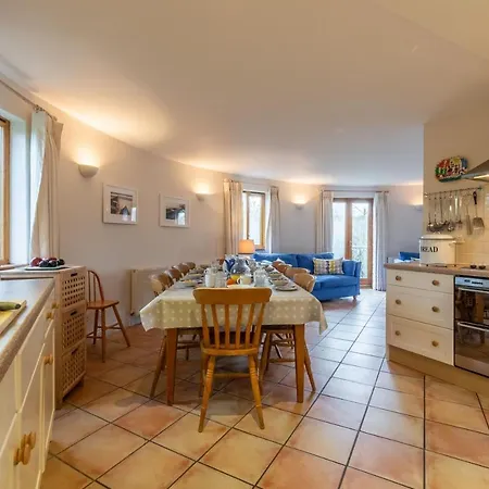 The Roundhouse Holiday home Wadebridge